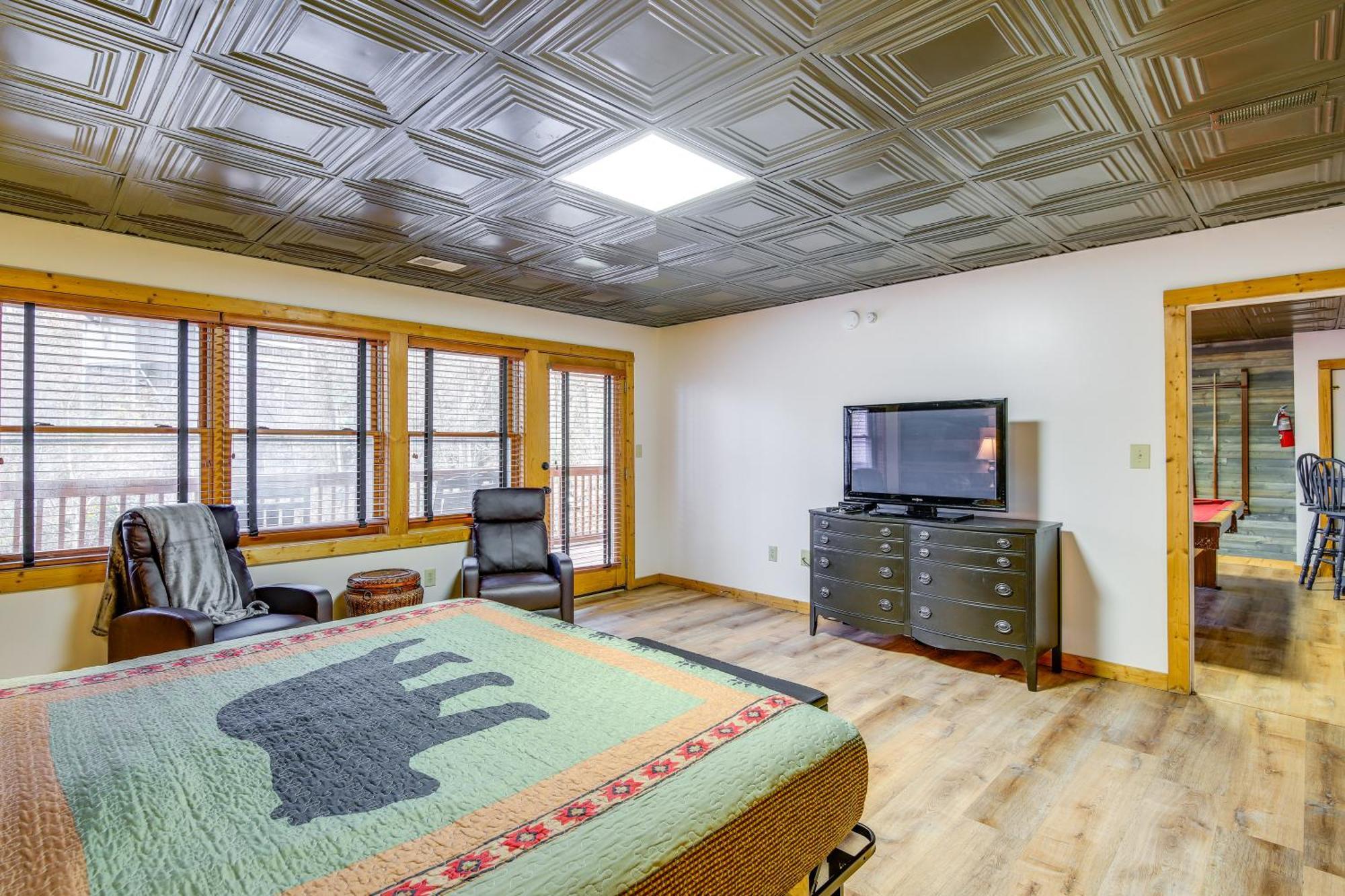 Pet-Friendly Gatlinburg Retreat With Hot Tub! Villa Kültér fotó