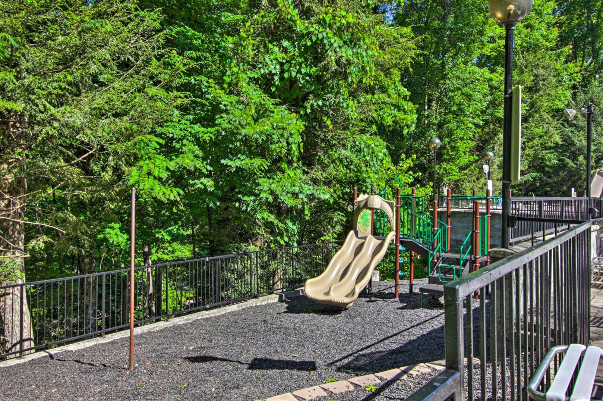 Pet-Friendly Gatlinburg Retreat With Hot Tub! Villa Kültér fotó